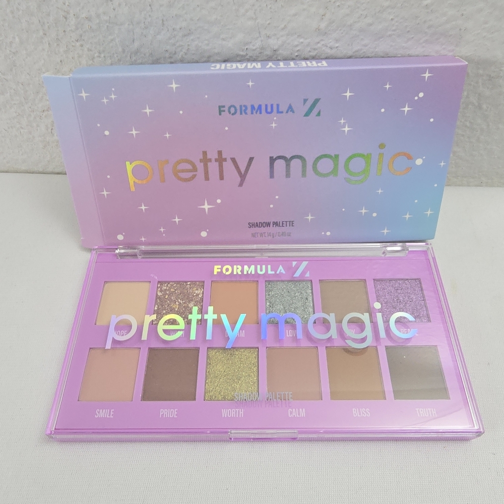 NIB FORMULA Z Pretty Magic Eyeshadow Palette
